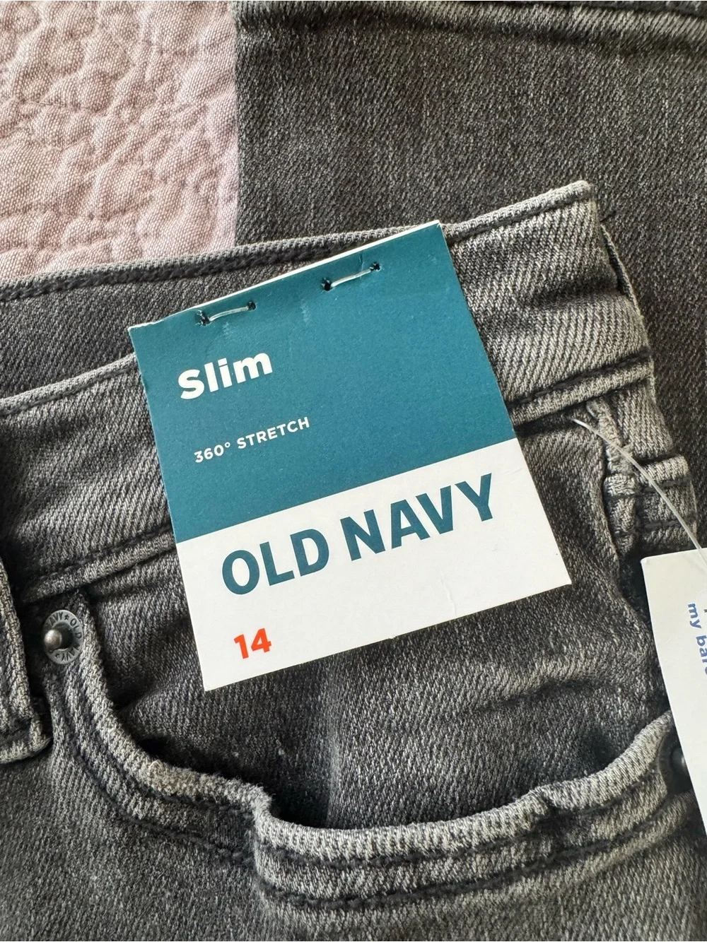 Old Navy Straight-Leg Slim Built-In Tough Jeans for Boys in Washed Black NWT